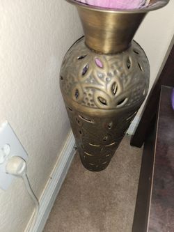 Brass flower base