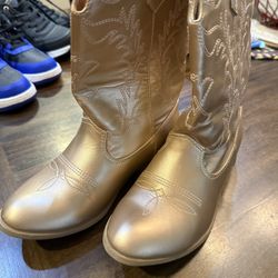 Boots Like New 