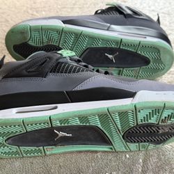 Jordan Retro 4 Green Glow