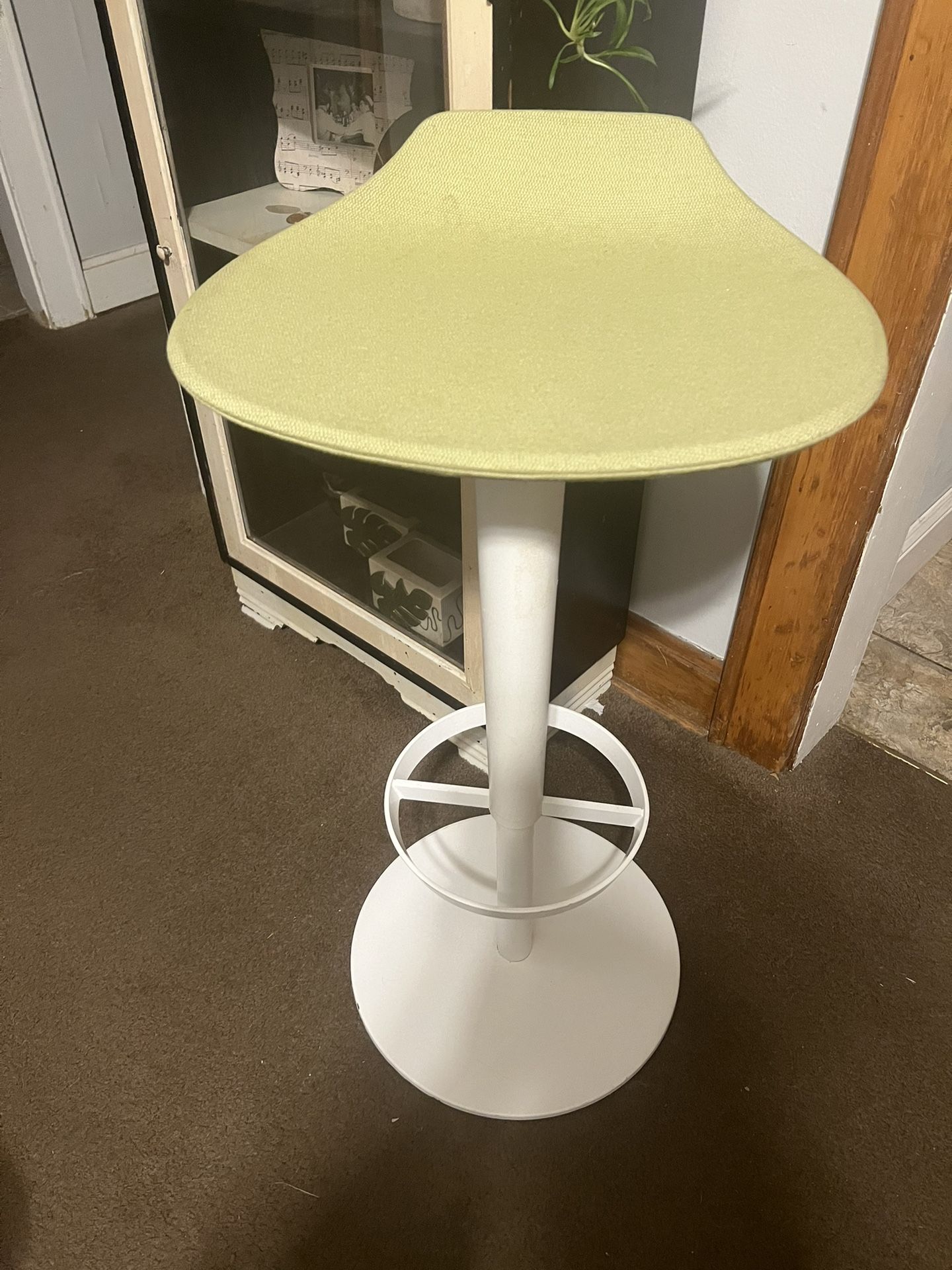 Arpér Modern Green Barstools