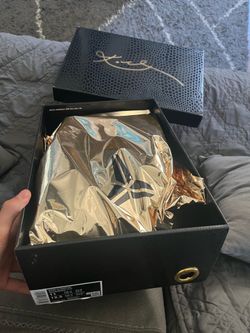 Kobe 4 draft day pack size 11