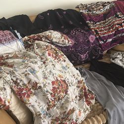 Women’s clothes all medium