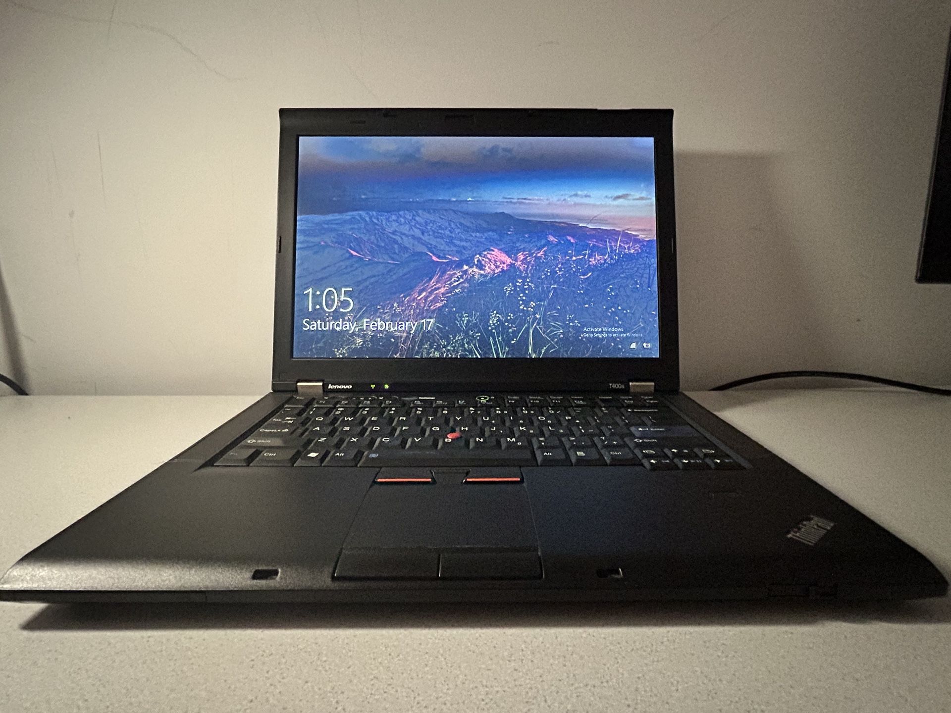 Lenovo Laptop GREAT Condition | Windows 10
