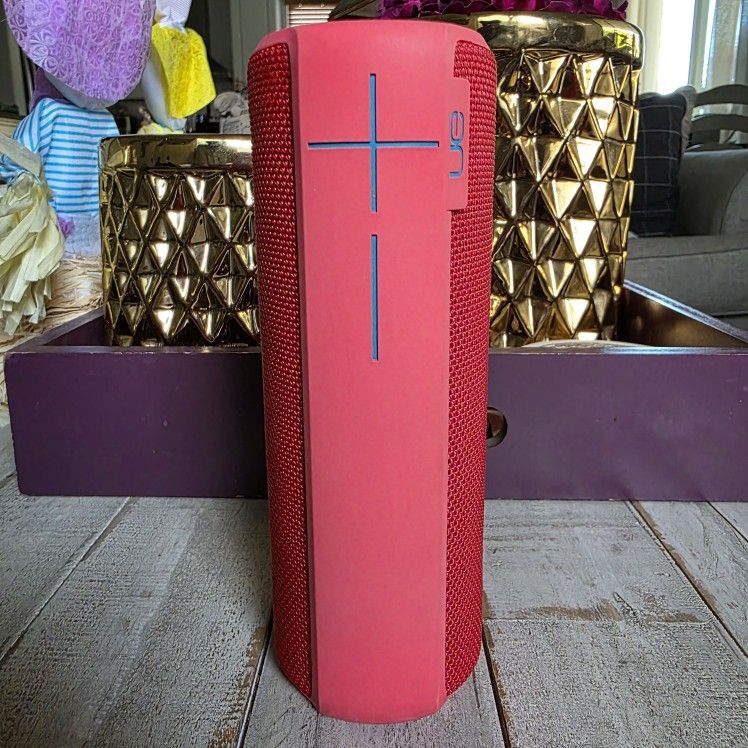 UE Boom 2 Bluetooth Speaker - Ultimate Ears