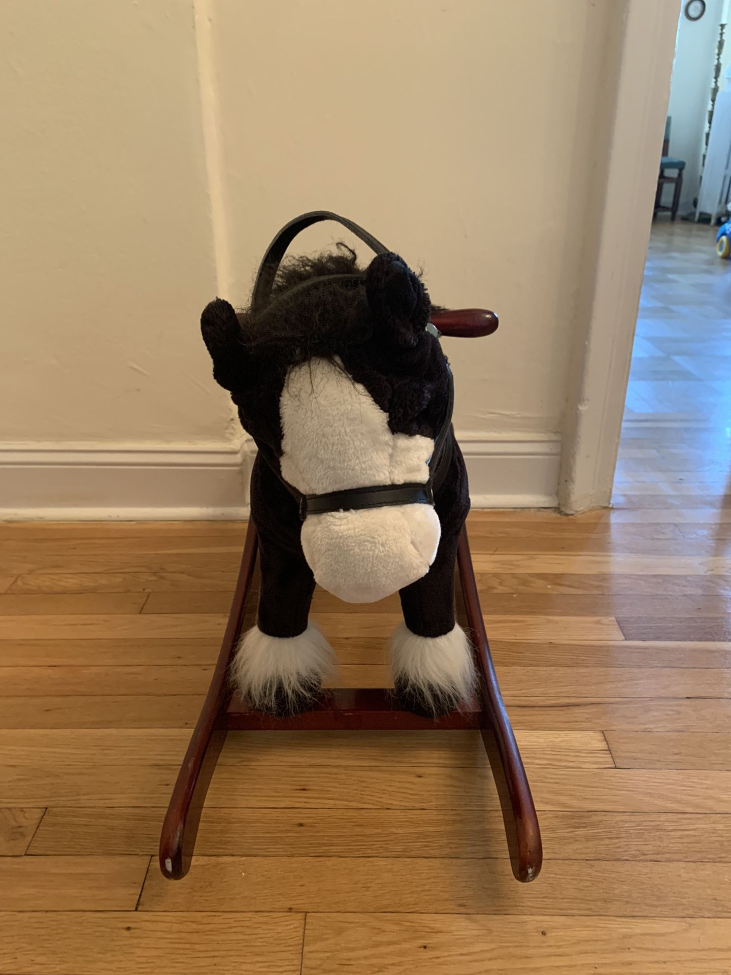 Sound n light rocking horse hotsell