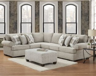 NEW Large sectional light neutral