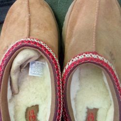 Ugg Size 5 Slippers