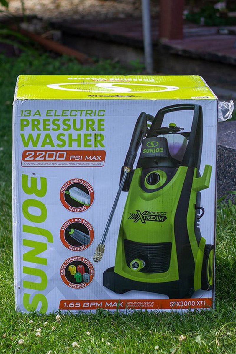 Sun Joe 2200 Max PSI 1.65 GPM 13 Amp Cold Water Electric Pressure Washer SPX3000-XT