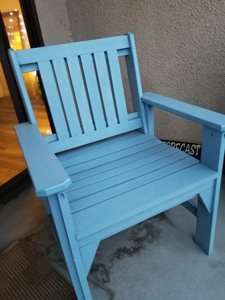 Retro pair of patio chairs