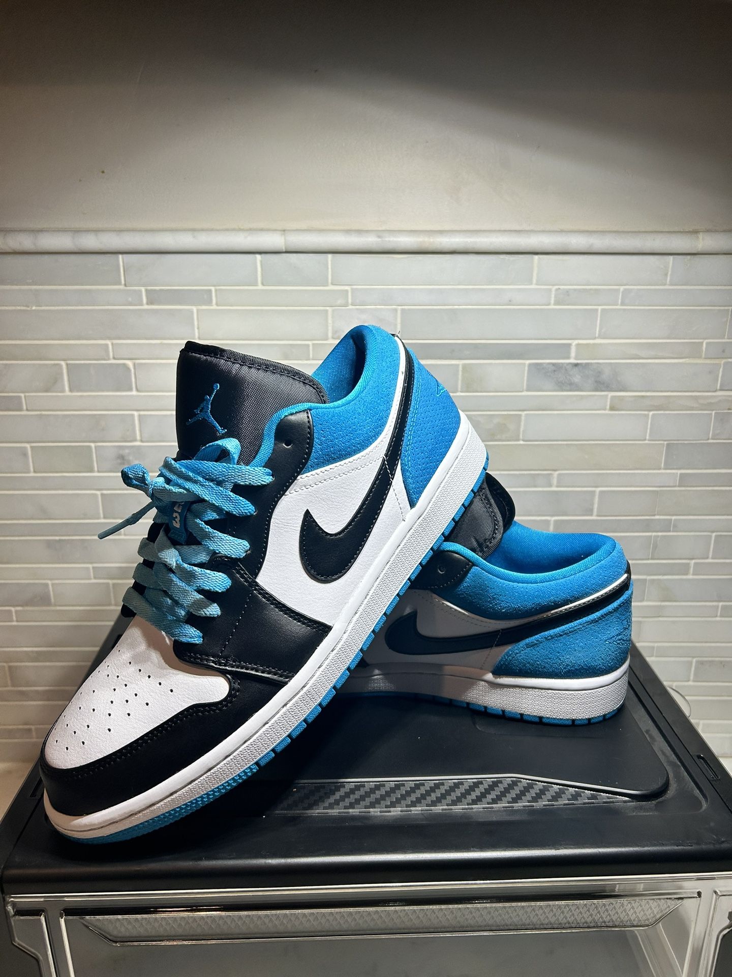 Jordan 1