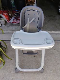 Gray Baby High Chair with Tray