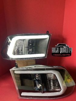 Dodge Ram 2009. 2018 Headlights