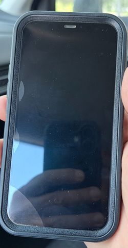 I phone 12    64 g  unlack t mobile no broken or problem