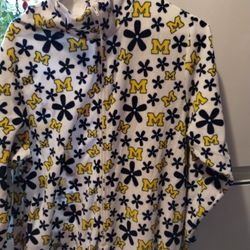 Traje De Mujer Size XL Usado Una Vez Como Nuevo $5 Dolares
