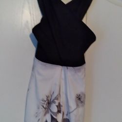 Junior Dress Size Small