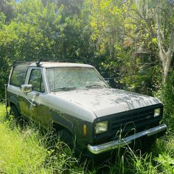 88’ Ford Bronco 