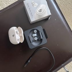 LIKE NEW Beats By Dre Studio Buds+ Bluetooth Wireless - Ivory A2871 