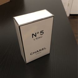 💥 Chanel Perfume Leau Women’s $60
