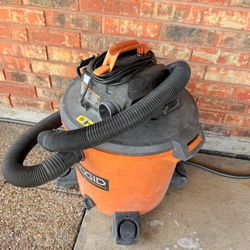 16 Gallon Ridgid Vacuum