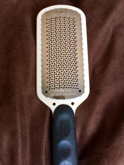 Colossal Pedicure Rasp-Foot file & Callus Remover (11 in X 3 in)