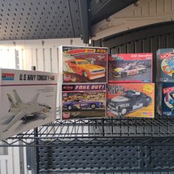 Model Kits 