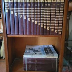 1952 Encyclopedia Brittanica Jr Set