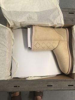 Classic Short Crystal Diamond Ugg
