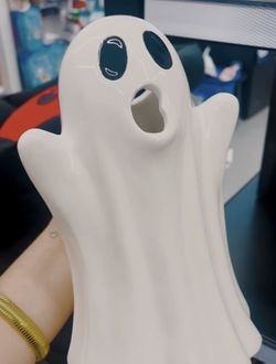 Viral Ghost Pitcher