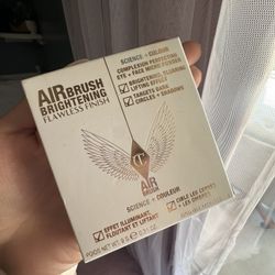 Charlotte Tilbury brightening powder