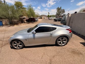 Nissan 370Z Coupe Silver