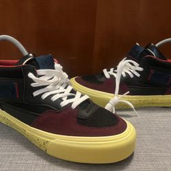 VANS HALF CAB SHOES SIZE 8 Mens 