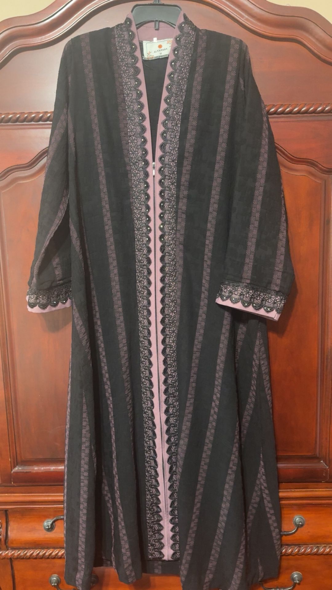 Abaya / Middle eastern Clothing / Dress