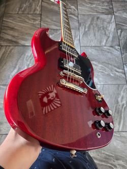 EPIPHONE SG GUITAR