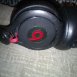 Beats Newer Never Used No Charger