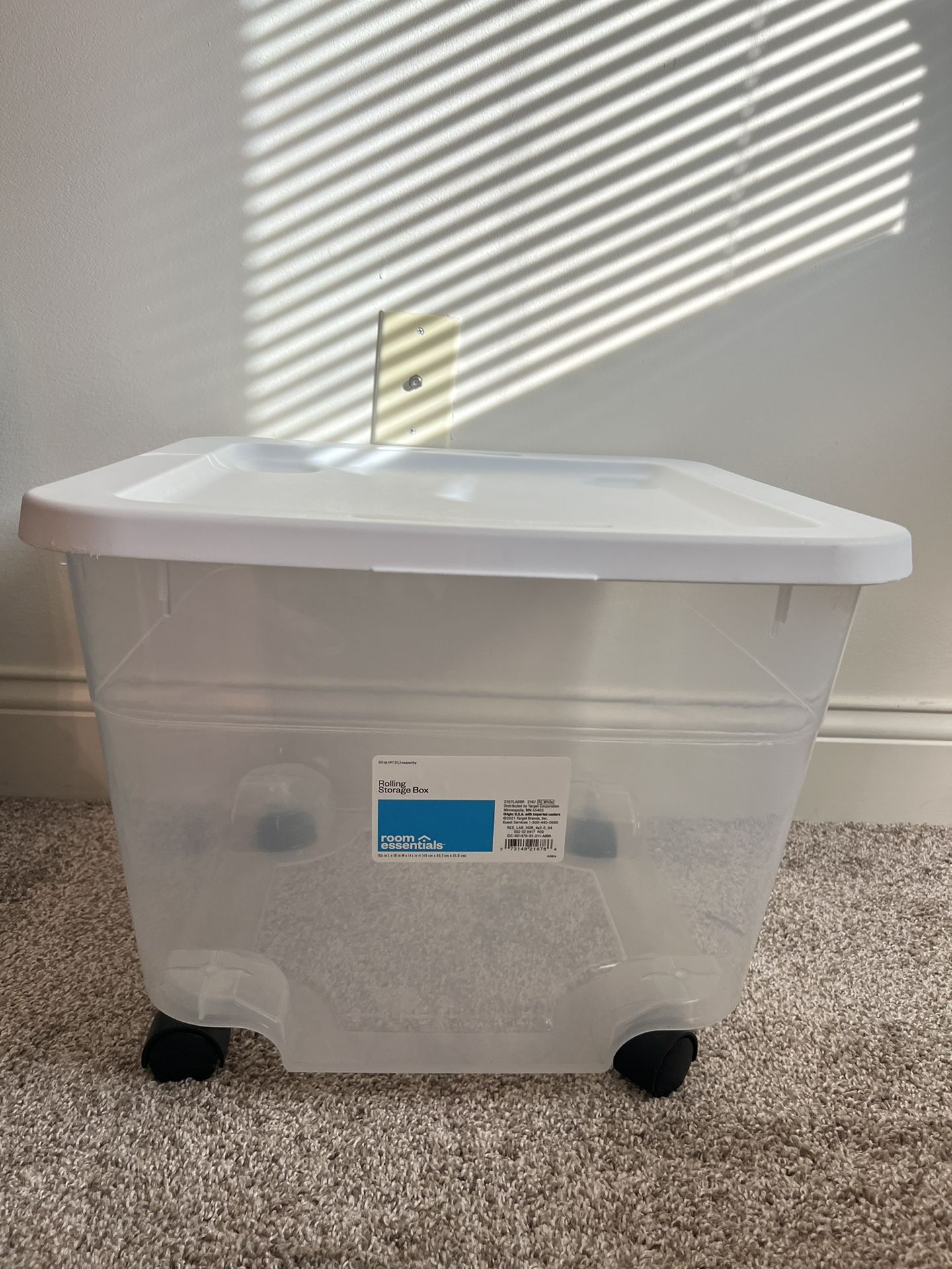 50qt Rolling Storage Box