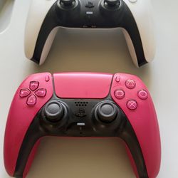 PS5 Controllers