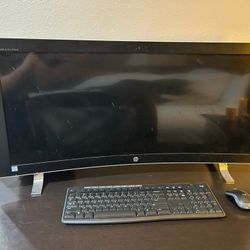 HP Envy 34" Curved Monitor / Gaming / Like New