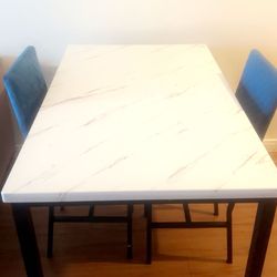 Dining room table set