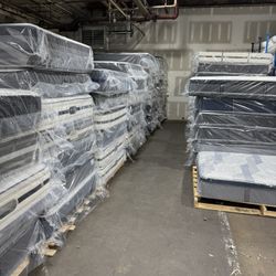 Mattress World 🌍 !!👀