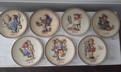 Hummel Annual Collector Plates 1972–1980 Set of 7