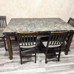 Dinning Table with chairs
