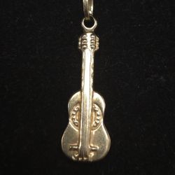 10k Gold Descriptive Pendant