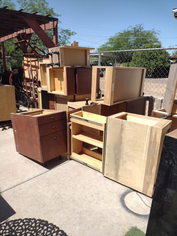Used Solid Wood Cabinets