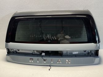 2022 - 2025 RIVIAN R1S - TAIL GATE LIFT GATE OEM