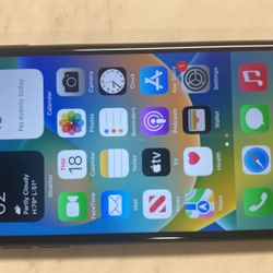 iPhone 8 Unlocked  96% Battery Capacity 