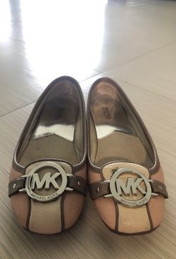 Michael Kors Flat rose brown and ivory size 6