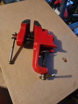 Vise counter clamp 2 in jaws in perfect Excellent condition, E MESA