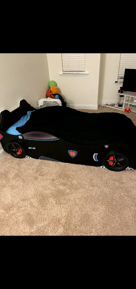 Cool, Black And Red Twin Size Lamborghini Car Bed 🚗