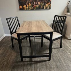 Studio Sized Dining Table and Chairs