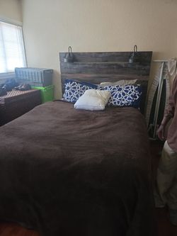 Bedset frame headboard mattress boxspring